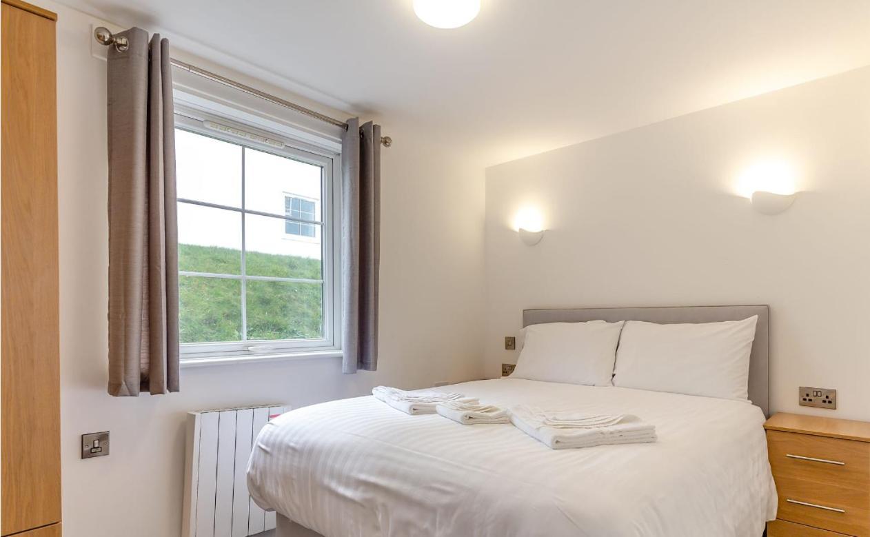 North Devon Resort 伊尔弗勒科姆 外观 照片