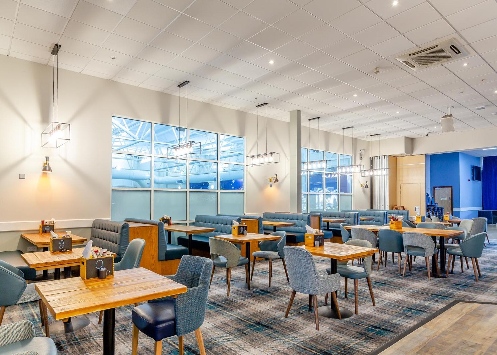 North Devon Resort 伊尔弗勒科姆 外观 照片